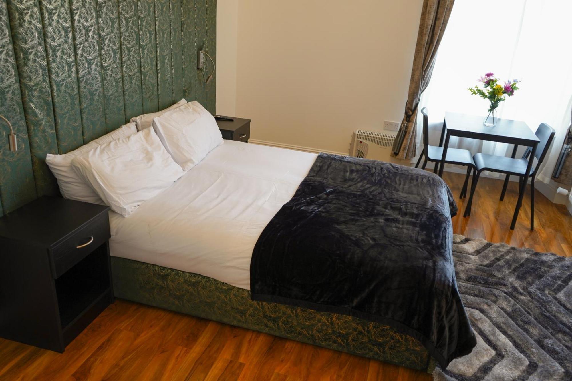 Novana Aparthotel Glasgow Habitación foto